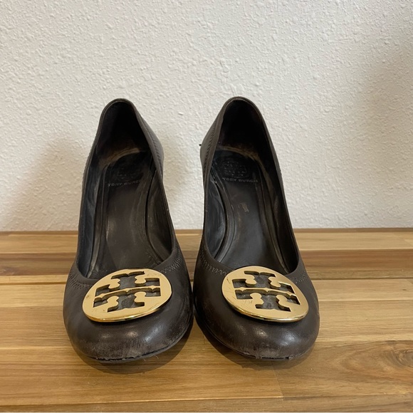 TORY BURCH Sophie Brown Leather Wedge - Picture 2 of 8